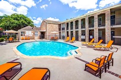 4 Eighty West Parker Houston, TX