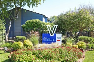 View at Lake Highlands Apartments Dallas Texas