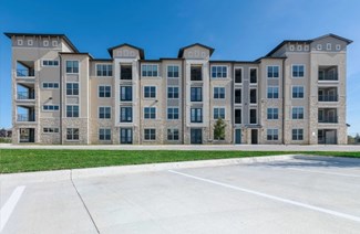 Auro Crossing Apartments Austin Texas