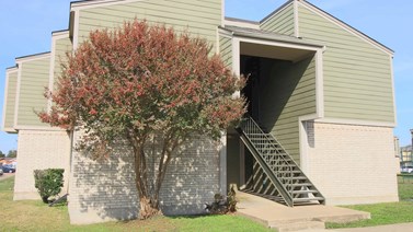 Cherokee Village Apartments Dallas Texas