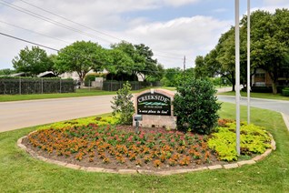 Creekside at Pear Ridge Apartments Dallas Texas