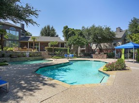 Collin Creek Apartments Plano Texas