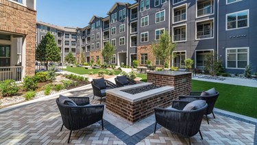 Ayla Stonebriar Apartments Frisco Texas