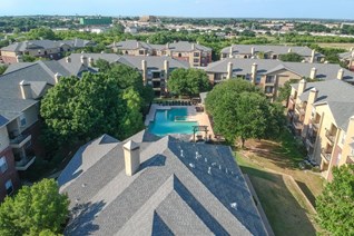 Parkway East Townhomes Arlington Texas