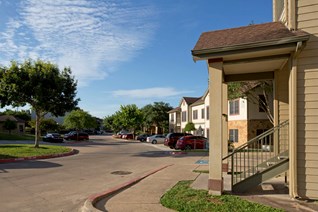 Southwest Trails Apartments Austin Texas