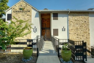 Townhollow Apartments Austin Texas