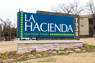 La Hacienda Apartments Dallas Texas