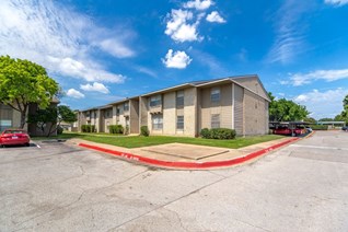 Forest Gardens Apartments Dallas Texas