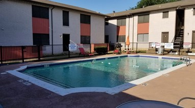 Avanti on Pipeline Apartments Euless Texas