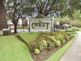 Crest Apartments Houston Texas