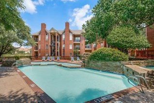 Resort at Jefferson Park Apartments Irving Texas