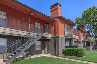 Pointe at Fair Oaks Apartments Euless Texas