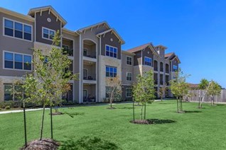 Lodge at Westlake Apartments Humble Texas