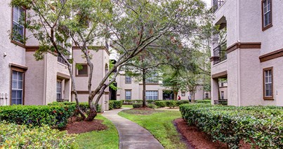 Stone Creek at Old Farm Apartments Houston Texas