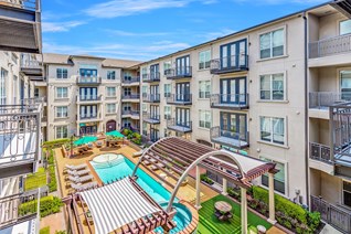 La Maison River Oaks Apartments Houston Texas