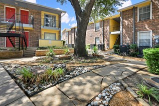 Casa Bonita Apartments Dallas Texas