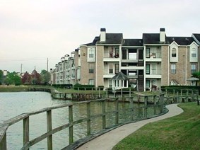 Point at Windmill Lakes Apartments Houston Texas