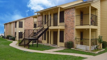 Azlewood Apartments Azle Texas