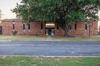 Hidden Oaks Apartments Hurst Texas