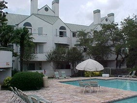 4000 Horizon Hill Apartments San Antonio Texas