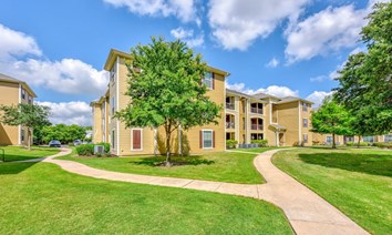 Retreat at Chelsea Park Apartments Selma Texas