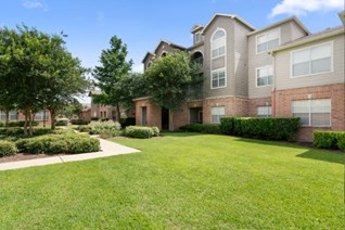 SouthWind at Silverlake Apartments Pearland Texas