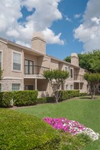 Waterford on the Meadow Apartments Plano Texas