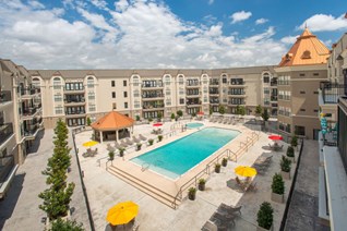 Chateau De Ville Apartments Farmers Branch Texas