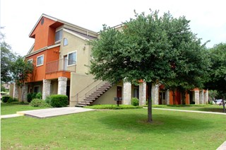 Maverick Creek Villas Apartments San Antonio Texas