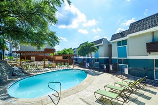 Altura Apartments Austin Texas