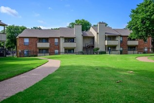 Logan I & II Apartments Bedford Texas