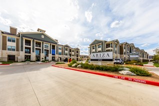 Ariza Plum Creek Apartments Kyle Texas