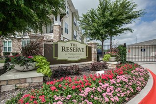 Reserve at Village Creek Apartments Burleson Texas