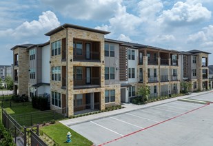 Alexan Cypress Creek Apartments Cypress Texas