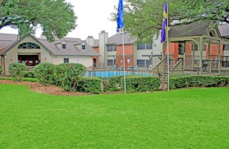 Longspur Crossing Apartments Austin Texas