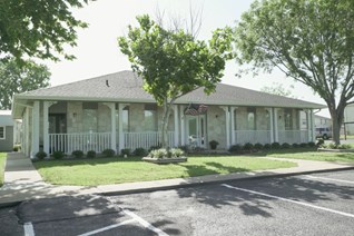 Ten19 @ Friendship Lane Apartments Fredericksburg Texas