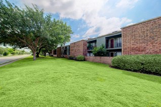 University Green Apartments Houston Texas