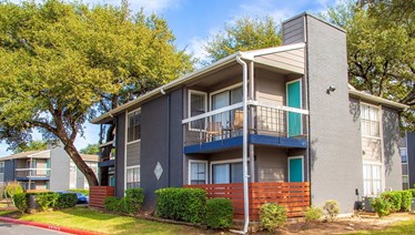 Evolve at Arboretum Apartments Austin Texas