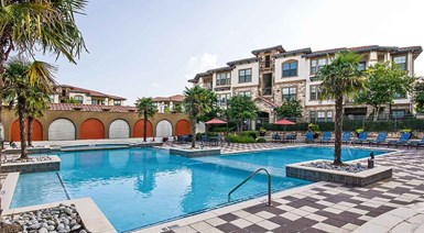 Cortland La Villita Apartments Irving Texas