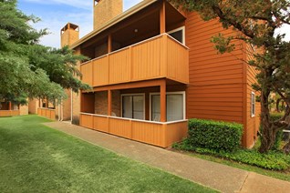 Avistar at the Oaks Apartments San Antonio Texas