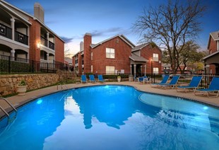 Stonebridge at Bear Creek Apartments Euless Texas