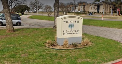 Willows II Apartments Arlington Texas