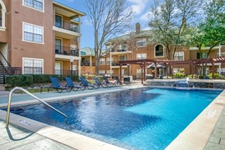 Carmel Creekside Apartments Fort Worth Texas