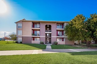 Carmel Apartments Garland Texas