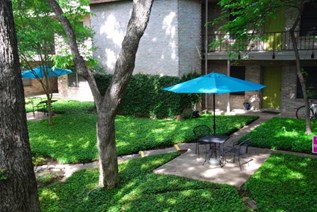 Duval Villa Apartments Austin Texas