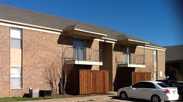 Highland Park Village Apartments Sherman Texas