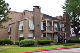 Preserve Piney Point Apartments Houston Texas