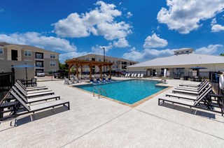 Oak Creek Apartments New Braunfels Texas