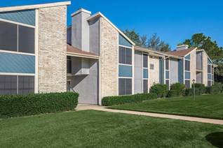 Rise Oak Creek Apartments Bedford Texas