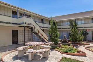 Montrose III Apartments Houston Texas